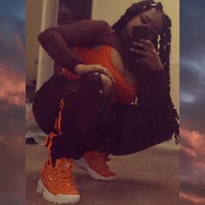 Meet your Posher, Rae